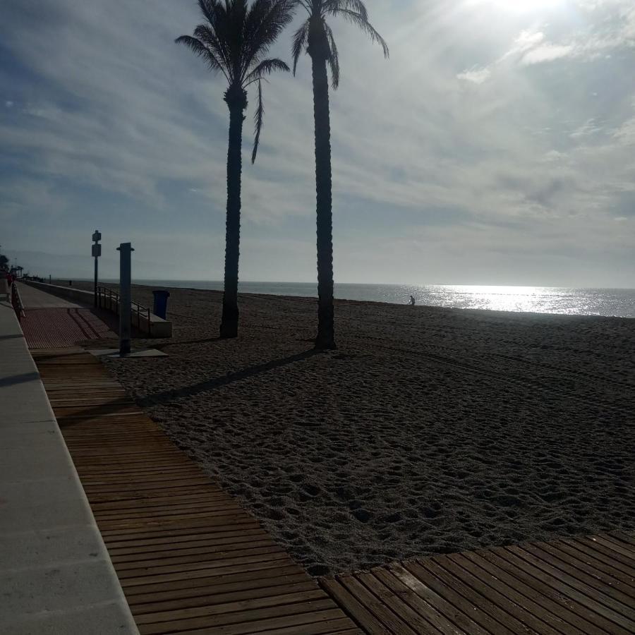 Villa Lagos A 25 Metros Del Mar Roquetas de Mar Eksteriør bilde